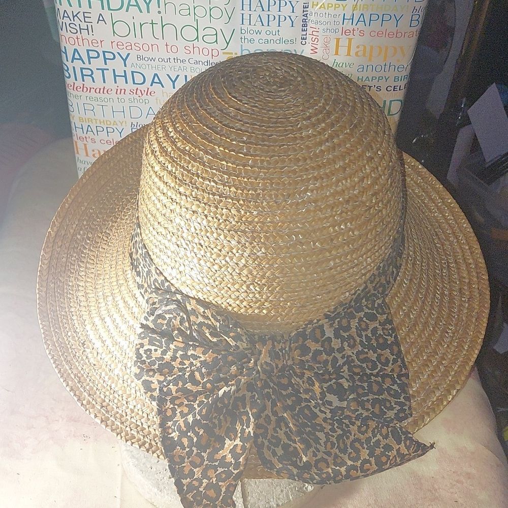 Hat - Picture 3 of 3